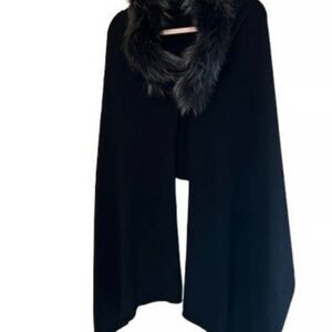 ANN MASHBURN Black Wrap with Fur Trim